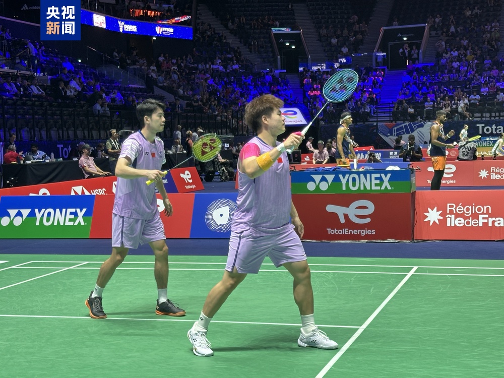 尤其是在边 尤其是在边